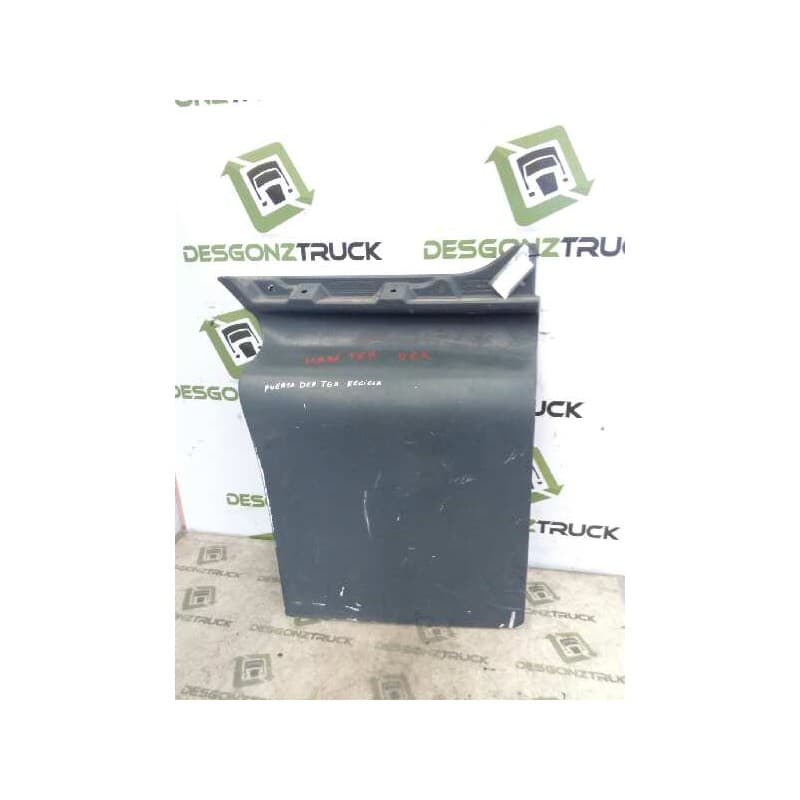 Recambio de moldura puerta delantera derecha para man trucks tga 18.430 18.430 fac (430-440 cv) referencia OEM IAM