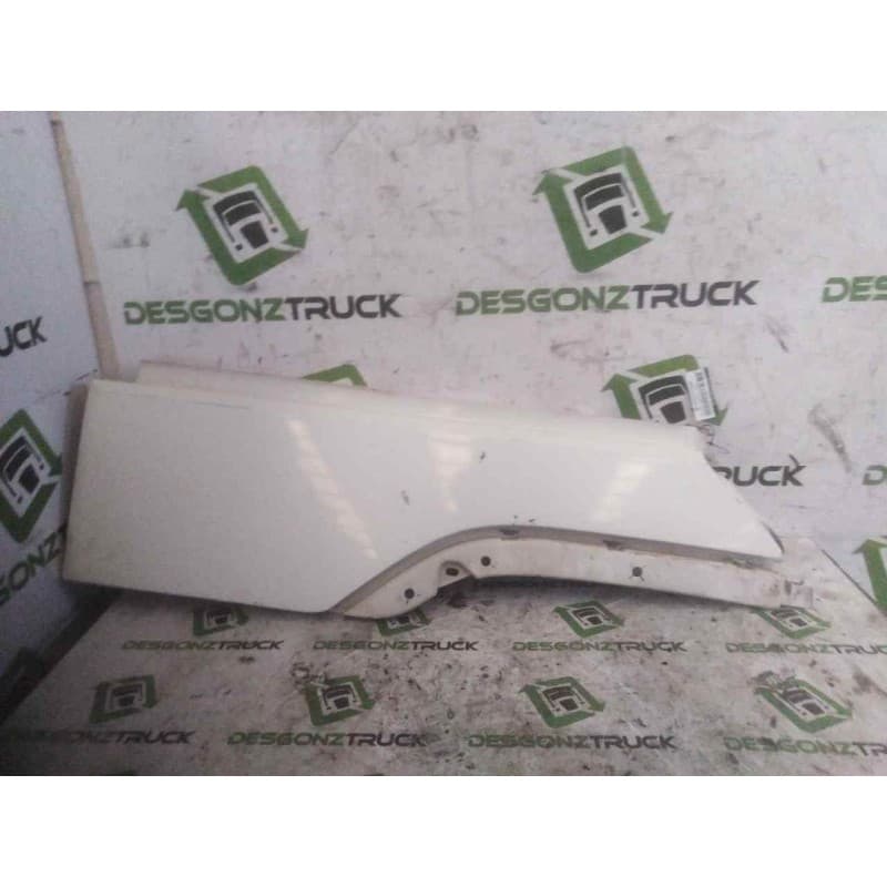 Recambio de moldura trasera cabina para volvo fh 440 fg 4x2 low largo globetrotter (lhh2, l2h2) referencia OEM IAM 3175930 DEREC - Blanco