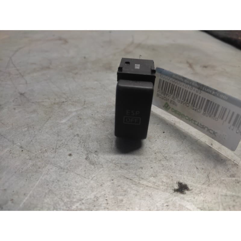 Recambio de boton esp para nissan murano (z50) básico referencia OEM IAM 4 PINS