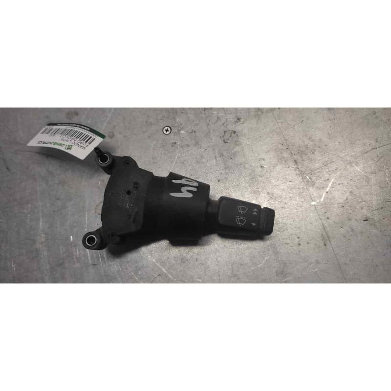 Recambio de mando limpia para ford orion clx referencia OEM IAM 87AG17K478