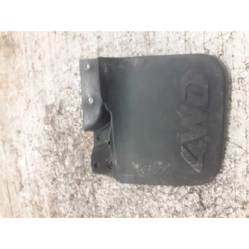 Recambio de faldilla trasera izquierda para mitsubishi l 200 (k6/7) 2500 td american spirit (4-ptas.) referencia OEM IAM - Verde