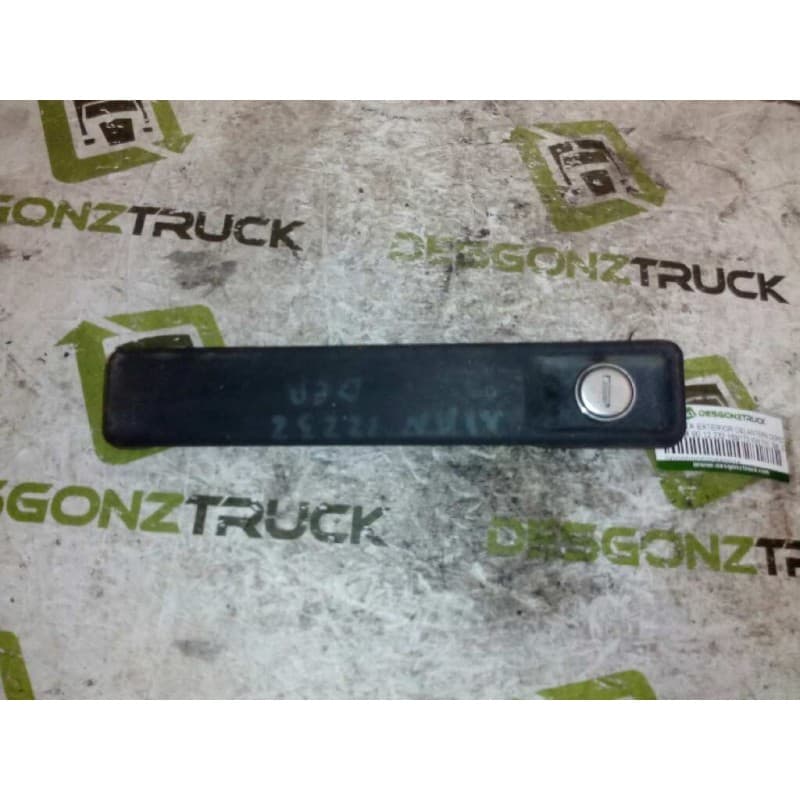 Recambio de maneta exterior delantera derecha para man m 90 12.232 169/170 kw fki bat. 3200 pma11.8 170 kw tráfico urbano refere