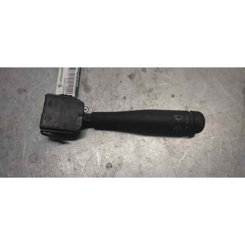 Recambio de mando limpia para nissan trade 100 chasis cabina referencia OEM IAM