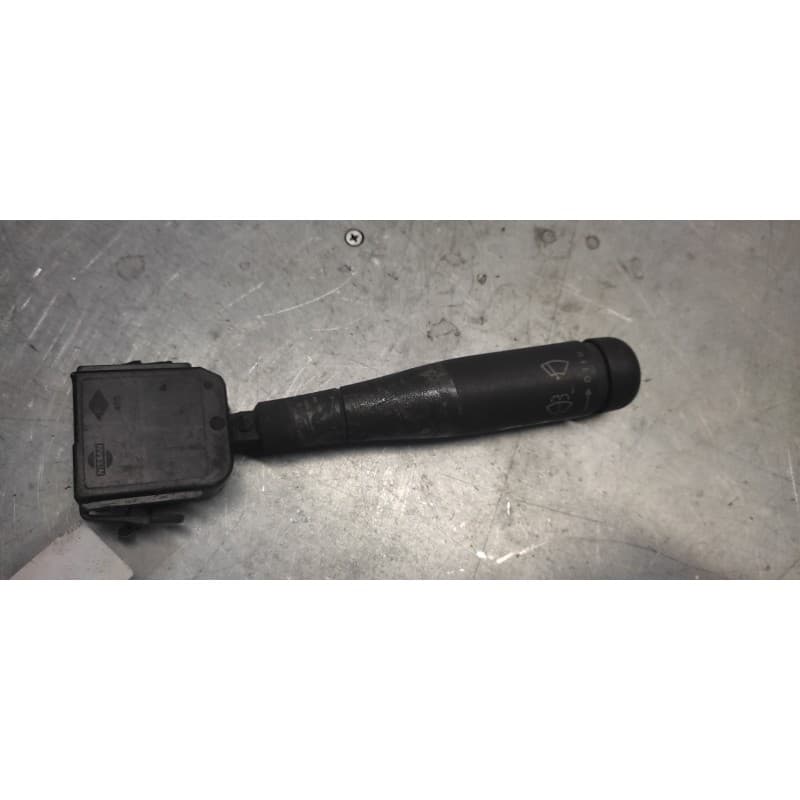 Recambio de mando limpia para nissan trade 100 chasis cabina referencia OEM IAM