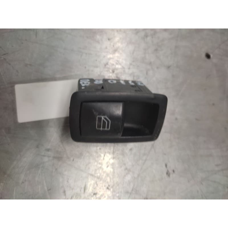Recambio de mando elevalunas delantero derecho para mercedes-benz clase a (w169) a 170 (169.032) referencia OEM IAM A1698205210