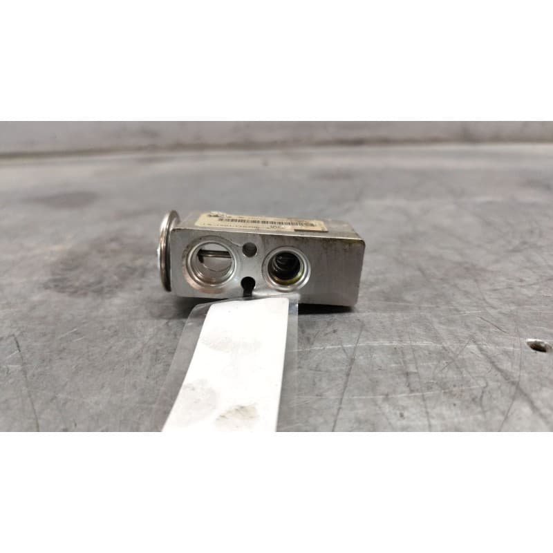 Recambio de valvula expansion para citroën c3 1.4 hdi audace referencia OEM IAM 665406RF