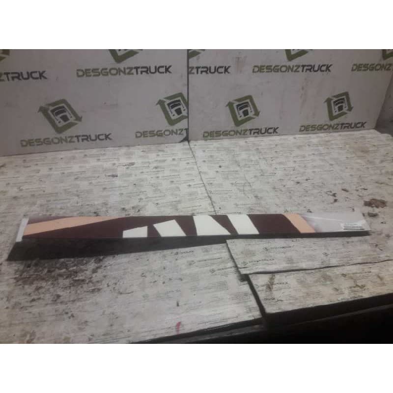 Recambio de molduras traseras para mercedes-benz vito (w639) basic, combi 109 cdi compacto (639.601) referencia OEM IAM A6396913 - Blanco