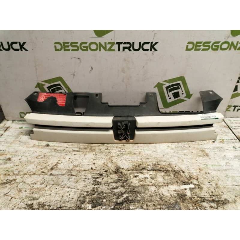 Recambio de rejilla delantera para peugeot 306 berlina 3/5 puertas (s1) xn referencia OEM IAM 9617929277 - Blanco