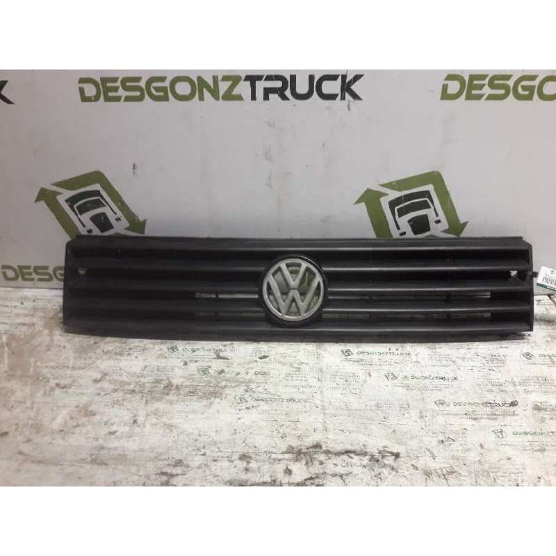 Recambio de rejilla delantera para volkswagen polo (801/803) 1.05 referencia OEM IAM 867853653 - Blanco