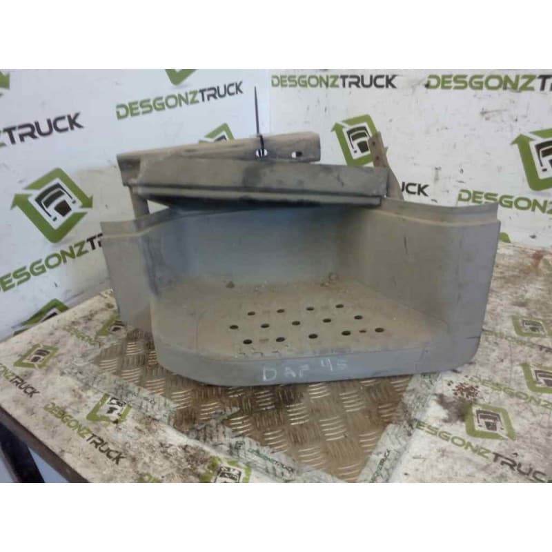 Recambio de peldaño izquierdo para daf serie 45.150 fki dis.ent.ej.3250 zgg7.49 topsleeper referencia OEM IAM