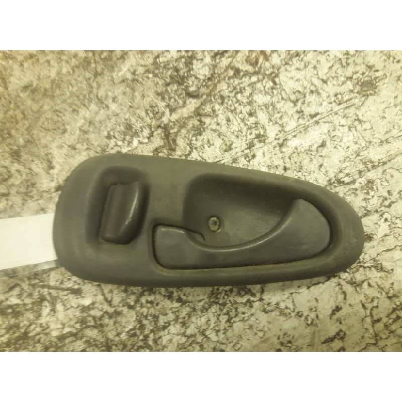 Recambio de maneta interior delantera izquierda para mitsubishi l 200 (k6/7) 2500 td american spirit (4-ptas.) referencia OEM IA - Verde