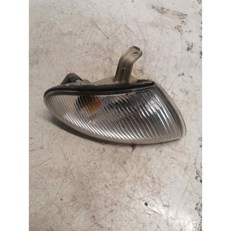 Recambio de piloto delantero derecho para hyundai accent (x3) 1.3 cat referencia OEM IAM 2 PINS - Blanco