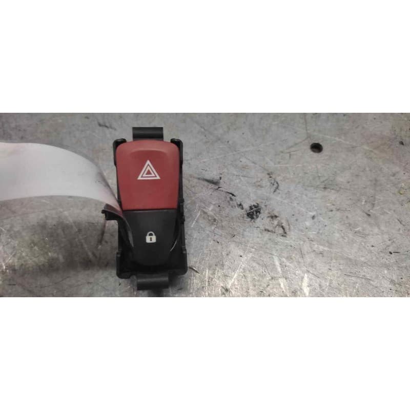 Recambio de warning para renault megane iii berlina 5 p dynamique referencia OEM IAM 8200214896A 6 PINS - Negro