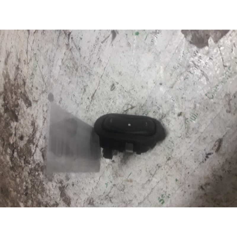 Recambio de mando elevalunas delantero derecho para opel astra g berlina club referencia OEM IAM 13363100 90561388 4 PINS - Blanco