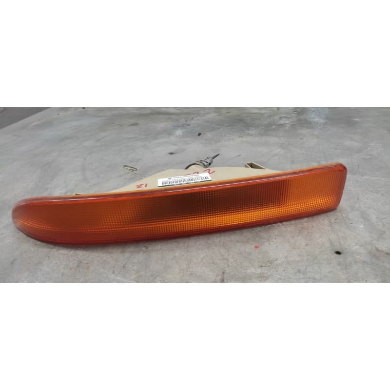 Recambio de piloto delantero izquierdo para renault master combi desde '98 l1h1 batalla 3078 6 - plazas referencia OEM IAM - Blanco