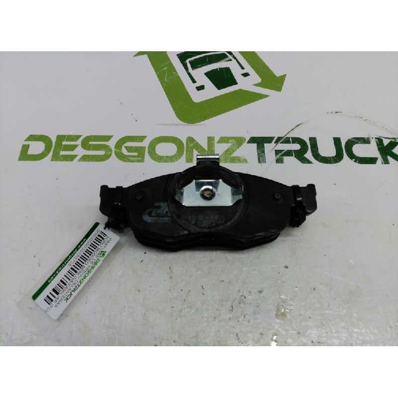Recambio de pastillas de freno delanteras para ford mondeo berlina/familiar (fd) clx berlina referencia OEM IAM - Blanco