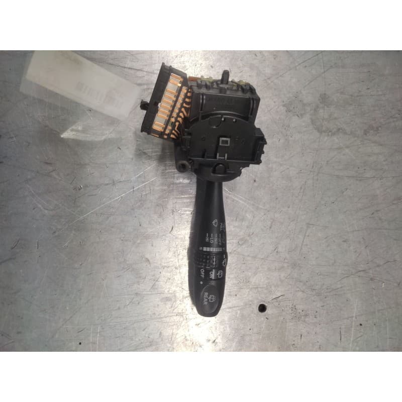 Recambio de mando limpia para kia picanto 1.1 active referencia OEM IAM 75733A - Verde