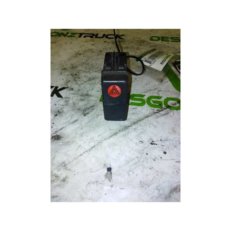Recambio de warning para renault premium route 2006 fg 4x2 gv larga distancia referencia OEM IAM 5010589786 - Blanco