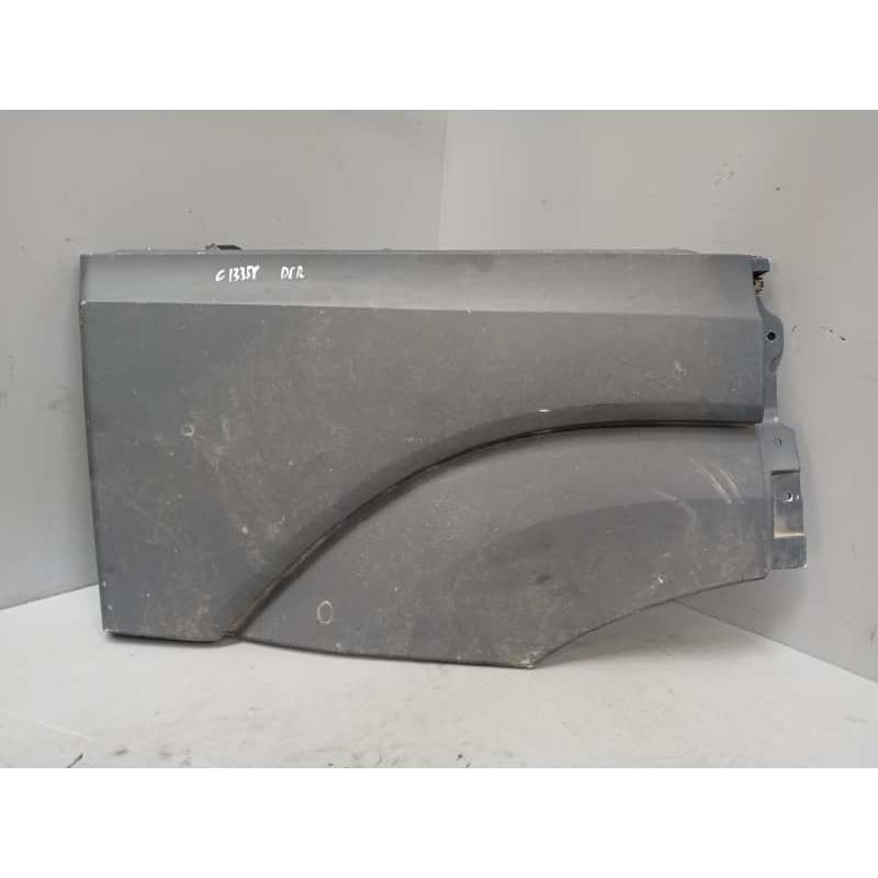 Recambio de moldura trasera cabina para mercedes-benz actros bm 963 2-achser referencia OEM IAM A9608847375 A9608847575 DERECHA - Blanco