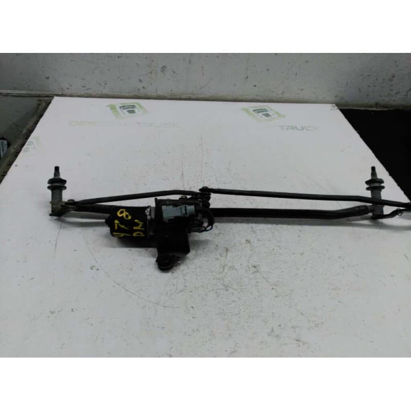 Recambio de motor limpia delantero para renault trucks mascott 120.35 referencia OEM IAM - Blanco