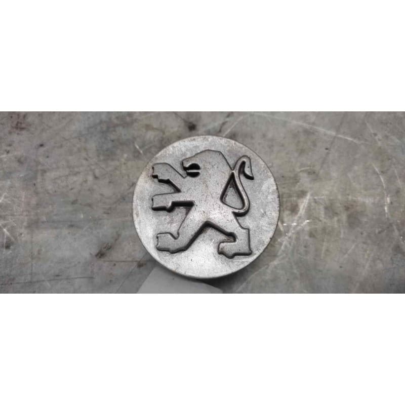 Recambio de tapacubos para peugeot 406 berlina (s1/s2) referencia OEM IAM 9622199277