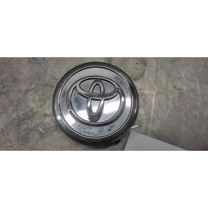 Recambio de tapacubos para toyota avensis berlina (t25) referencia OEM IAM 426030F010