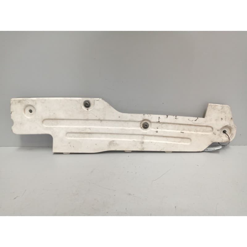 Recambio de molduras delanteras para volvo fm 300 9.4 diesel (2006 - 2013) 9364 300 referencia OEM IAM 20507020 - Blanco