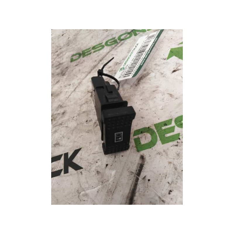 Recambio de botonera para iveco daily pr einzelkabine 70 c... radstand 3450 referencia OEM IAM 69500499 BOTON CIERRE CENTRALIZAD - Blanco