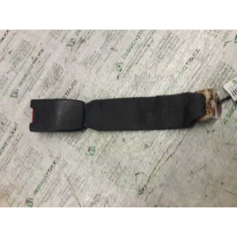 Recambio de anclaje asiento trasero para opel frontera a arizona referencia OEM IAM 91142090 DERECHA