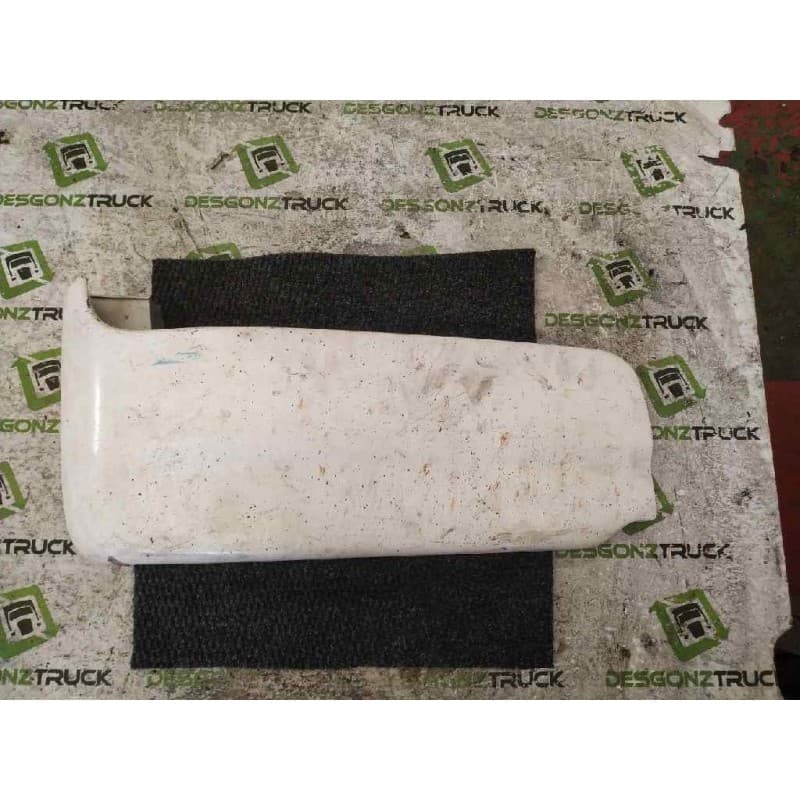Recambio de puntera paragolpes delantera derecha para man tg-a 32 referencia OEM IAM 81416100228