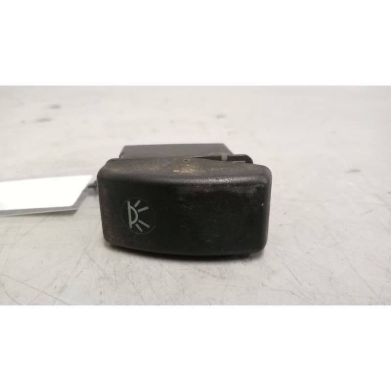 Recambio de interruptor para daf serie xf105.510 12.9 diesel referencia OEM IAM 1435592 - Blanco