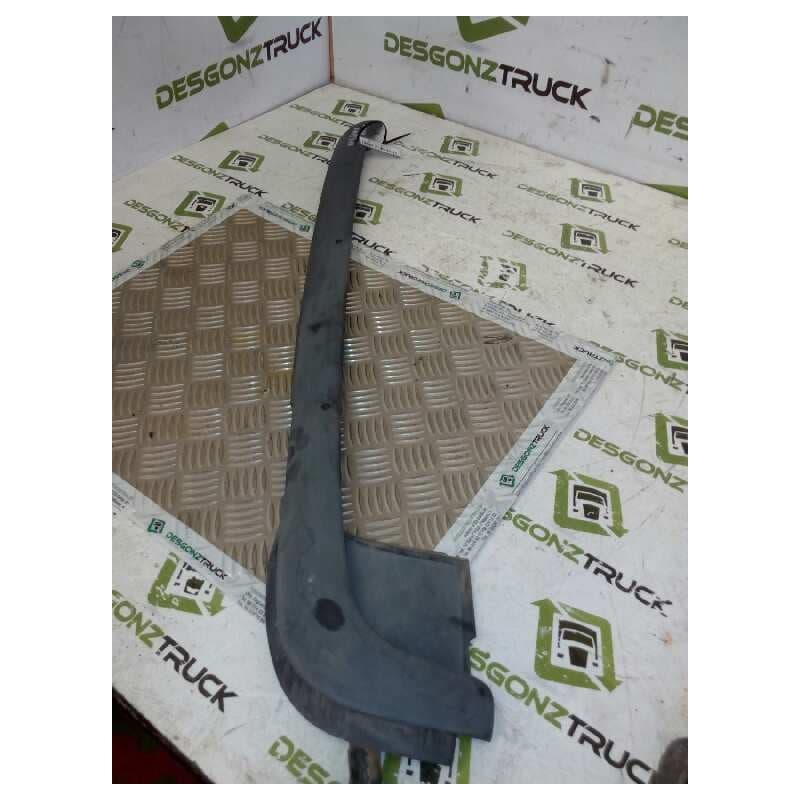 Recambio de moldura luna delantera para volvo fh 12 asta 2001 e2 / e3 fsa 4x2 e2/e3 corto referencia OEM IAM 3981770 DERECHA