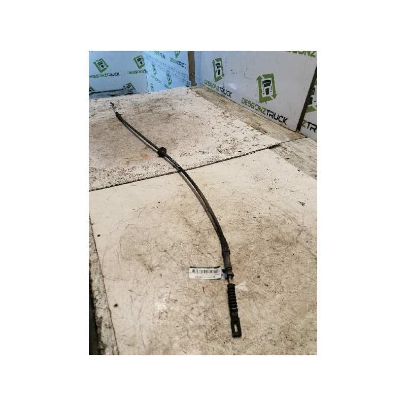Recambio de cables de freno mano para iveco daily config. paquetería cabina simple 35s... batalla 3750 referencia OEM IAM DERE - Blanco