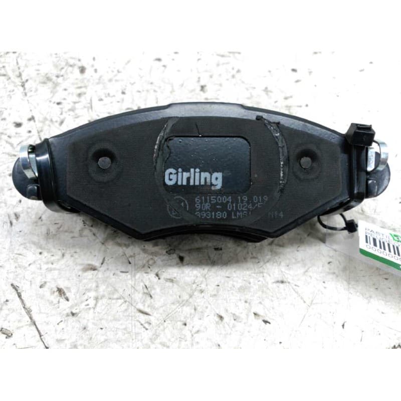 Recambio de pastillas de freno delanteras para peugeot 206 berlina xt referencia OEM IAM 6115004 GIRLING