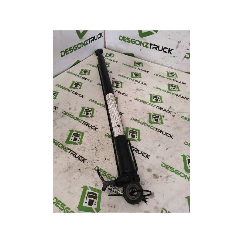 Recambio de brazo elevacion cabina para man tgx 18.460 12.4 diesel referencia OEM IAM 6138 1083776 81417236138