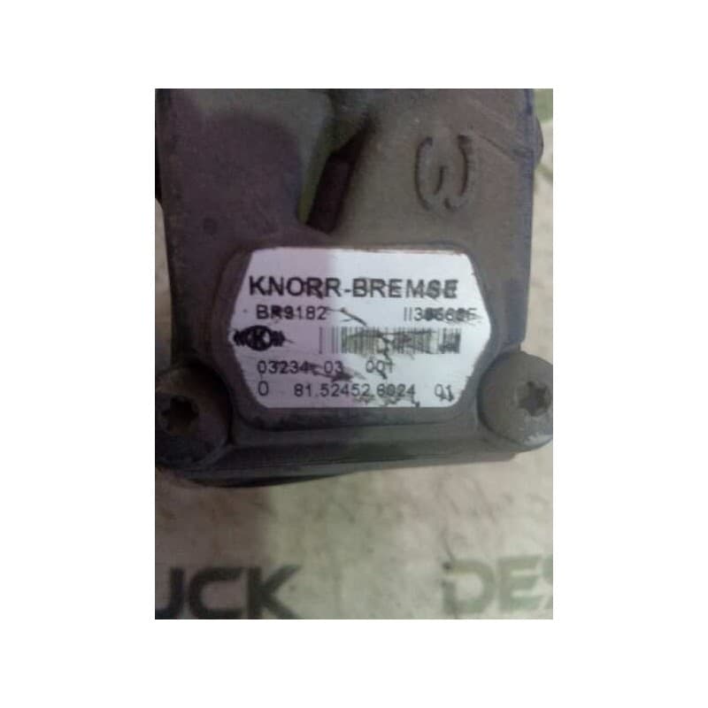 Recambio de valvula aire para man trucks m 2000 l 12.225 lk, lrk (220cv) referencia OEM IAM BR9182 81524526024