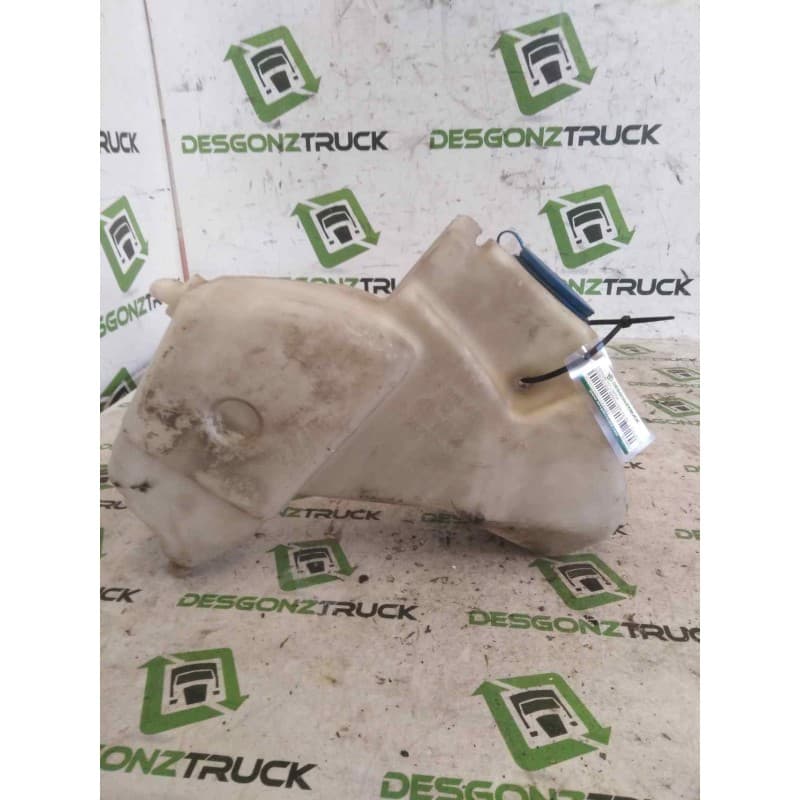Recambio de deposito limpia para mercedes-benz sprinter 02.00 caja cerrada 413 cdi (904.662) referencia OEM IAM 9018690120 - Blanco