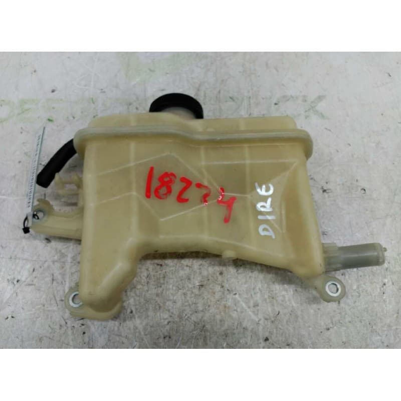 Recambio de deposito de direccion para toyota prius (nhw20) basis referencia OEM IAM