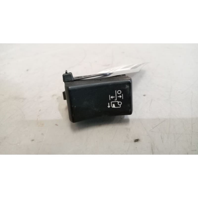 Recambio de interruptor para volvo fm 460 12.8 diesel referencia OEM IAM 21211193 - Blanco
