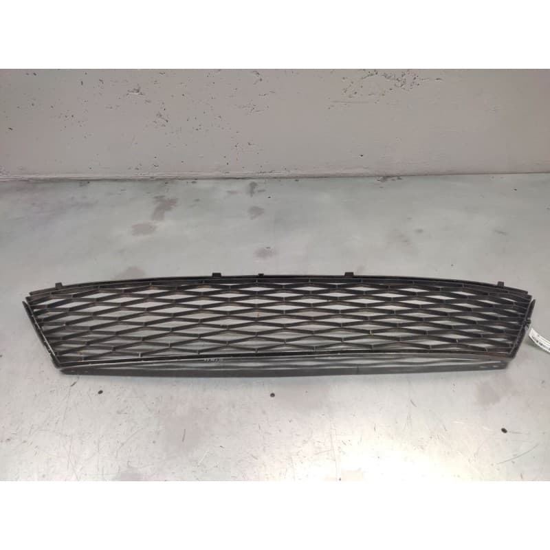 Recambio de rejilla paragolpes central para seat ibiza (6p1) reference plus referencia OEM IAM 6J0853667C - Gris