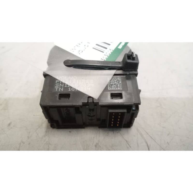 Recambio de interruptor para volvo fm 460 12.8 diesel referencia OEM IAM 21211228 - Blanco