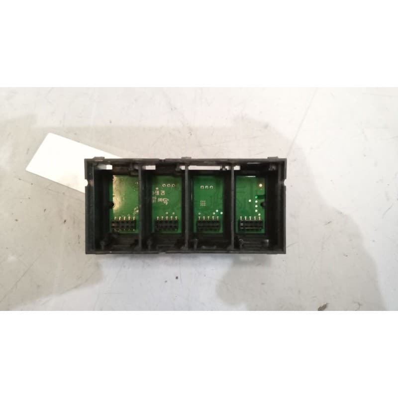 Recambio de modulo electronico para volvo fm 460 12.8 diesel referencia OEM IAM 22026373 - Blanco