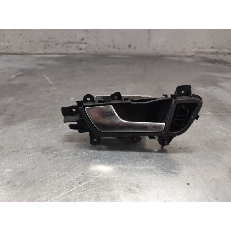 Recambio de maneta interior delantera izquierda para audi a4 ber. (b8) básico referencia OEM IAM 8K0837019 - Blanco