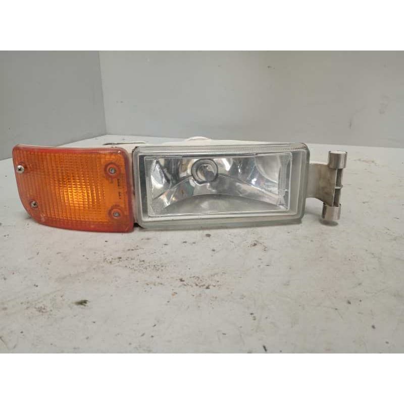 Recambio de faro antiniebla derecho para man tg - a 18.410 fg / bb (e3/e4) lx referencia OEM IAM