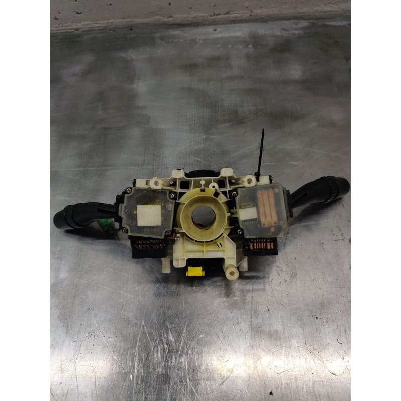 Recambio de mando luces para kia cerato i hatchback (ld) 2.0 crdi referencia OEM IAM KALDSE340