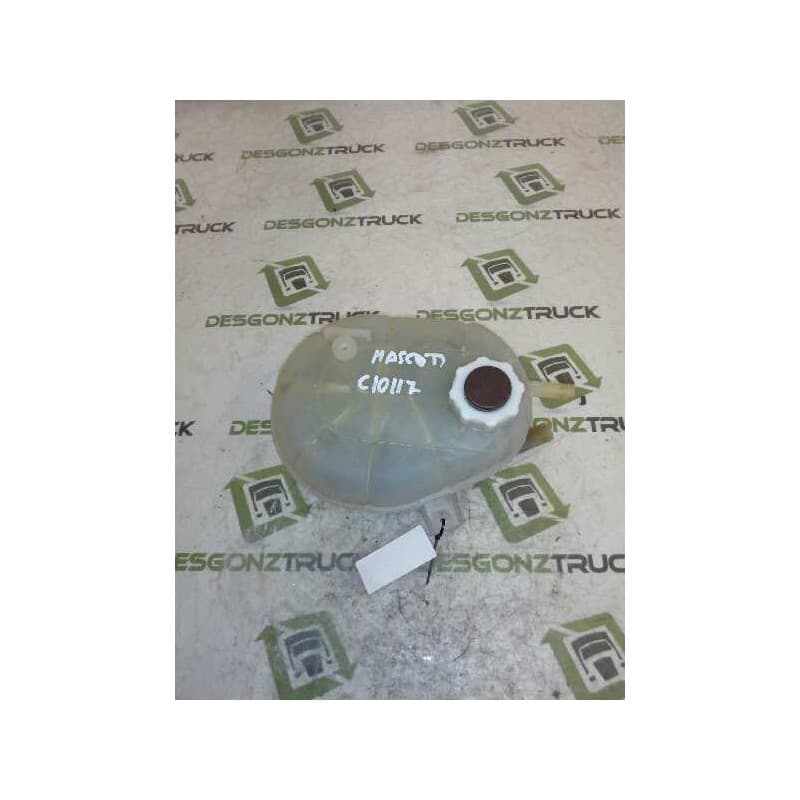 Recambio de deposito expansion para renault trucks mascott 90 (86cv) referencia OEM IAM 7700838740 - Blanco
