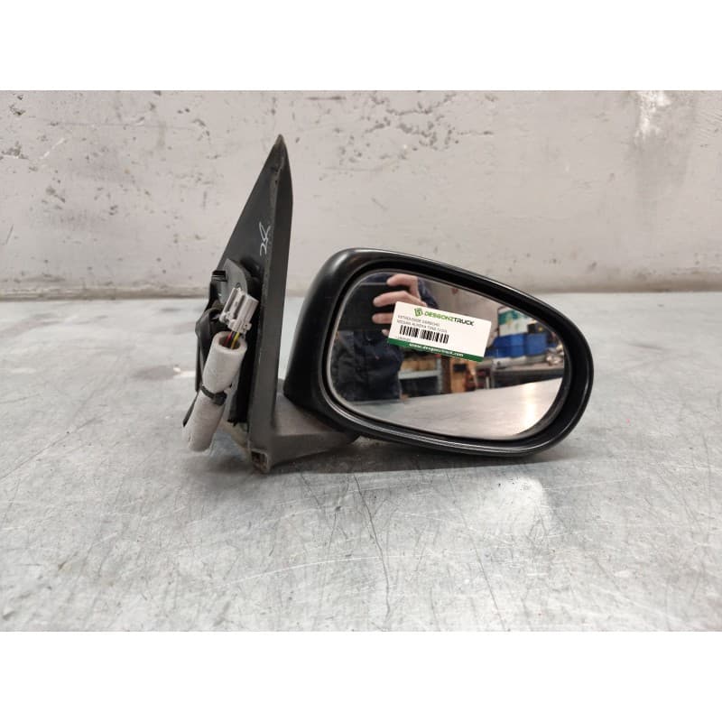 Recambio de retrovisor derecho para nissan almera tino (v10) 1.8 referencia OEM IAM ELECTRICO 3 PINS