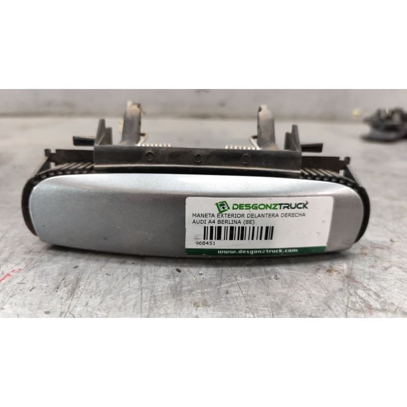 Recambio de maneta exterior delantera derecha para audi a4 berlina (8e) 1.9 tdi referencia OEM IAM - Gris