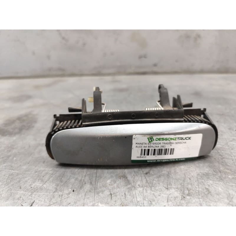 Recambio de maneta exterior trasera derecha para audi a4 berlina (8e) 1.9 tdi referencia OEM IAM - Gris