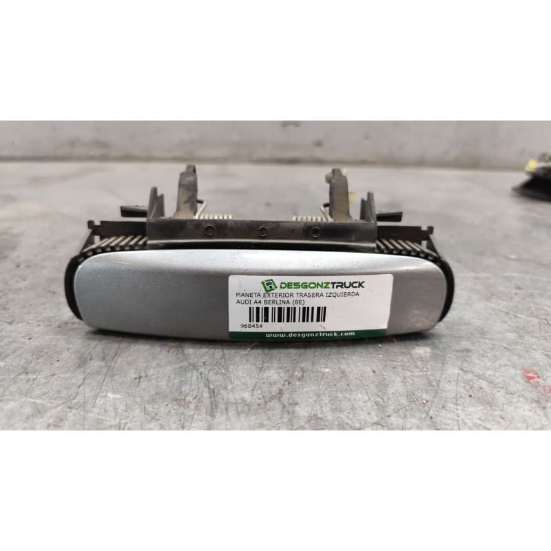 Recambio de maneta exterior trasera izquierda para audi a4 berlina (8e) 1.9 tdi referencia OEM IAM - Gris
